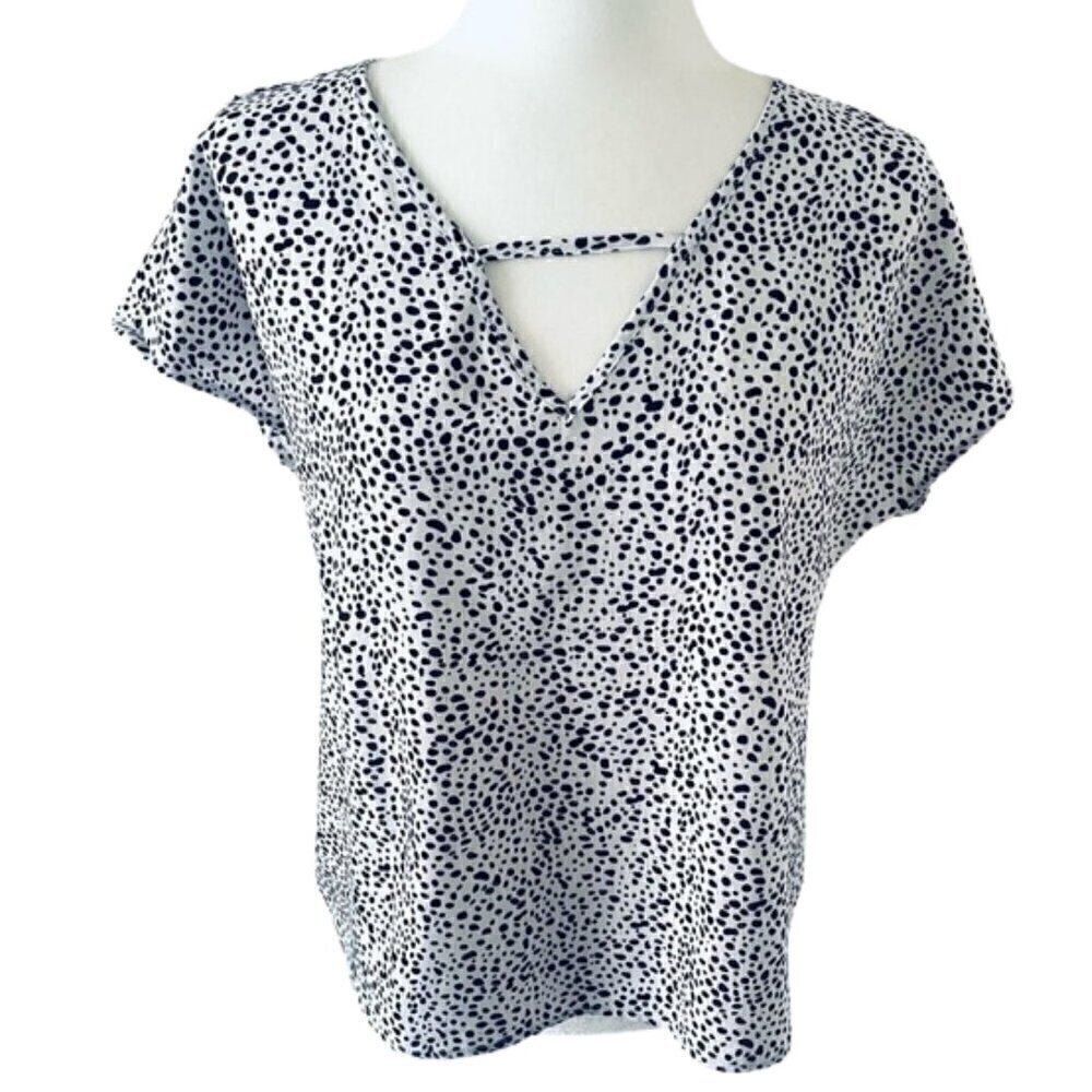 Boho Breezy Short Sleeve Dalmatian Blouse Women Size M Excellent Condition